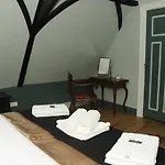 Апартаменты Bed En Kerk Monumentale 2 Slaapkamer Woning Хорн