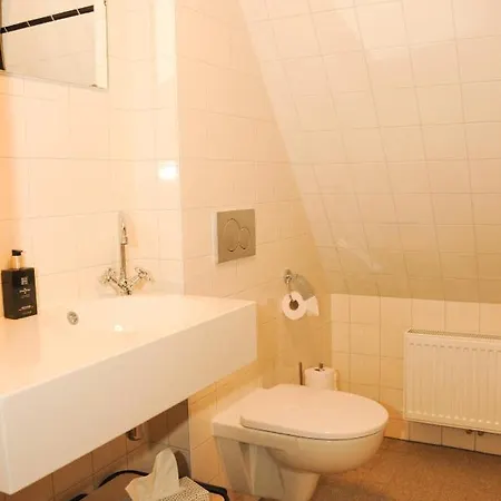 Bed En Kerk Monumentale 2 Slaapkamer Woning *